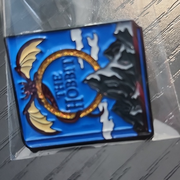 The Hobbit Pin - Picture 5 of 5
